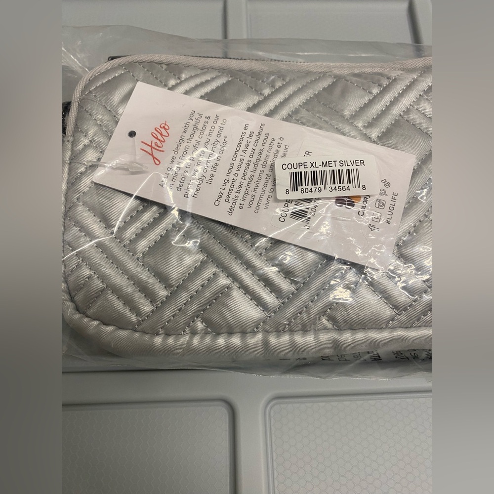 NWT Lug Coupe XL - Metallic Silver - Picture 2 of 4